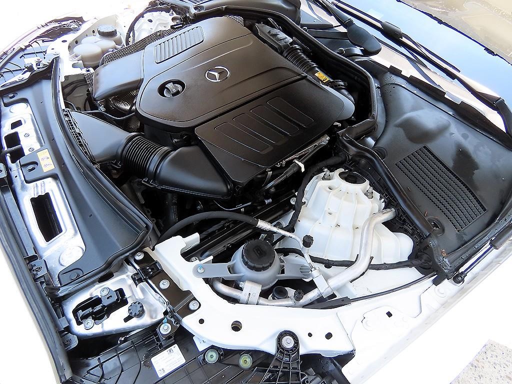 벤츠 C 클래스 C클래스 W206 C300 4MATIC 아방가르드 이미지 19
