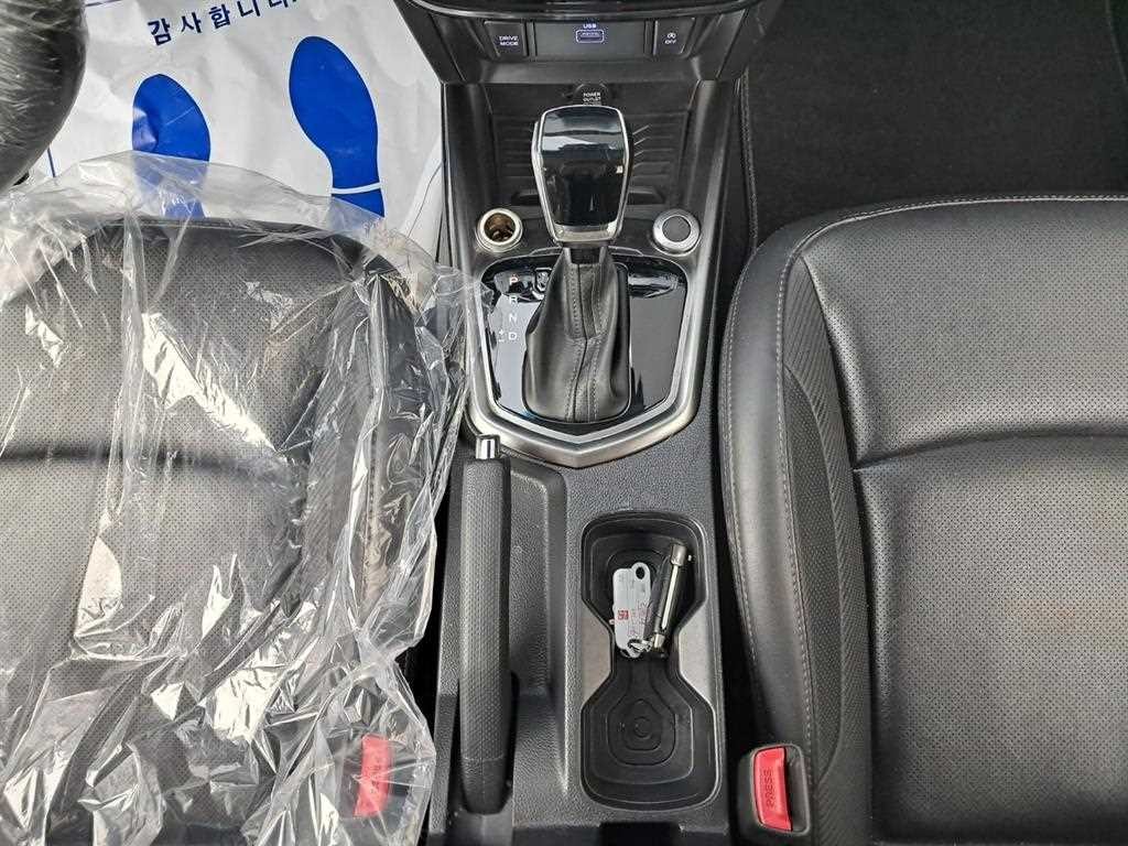 KG모빌리티(쌍용) 티볼리 베리 뉴 티볼리 2WD 가솔린 1.5 V3 이미지 14