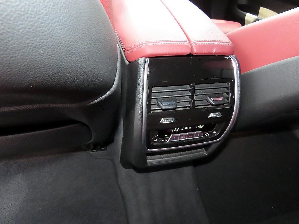 BMW X6 X6 (G06) xDrive 40i M 스포츠 이미지 16