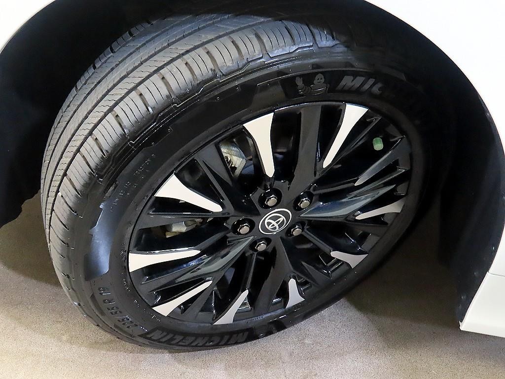 토요타 알파드 알파드 4세대 2.5 HEV AWD 이미지 20