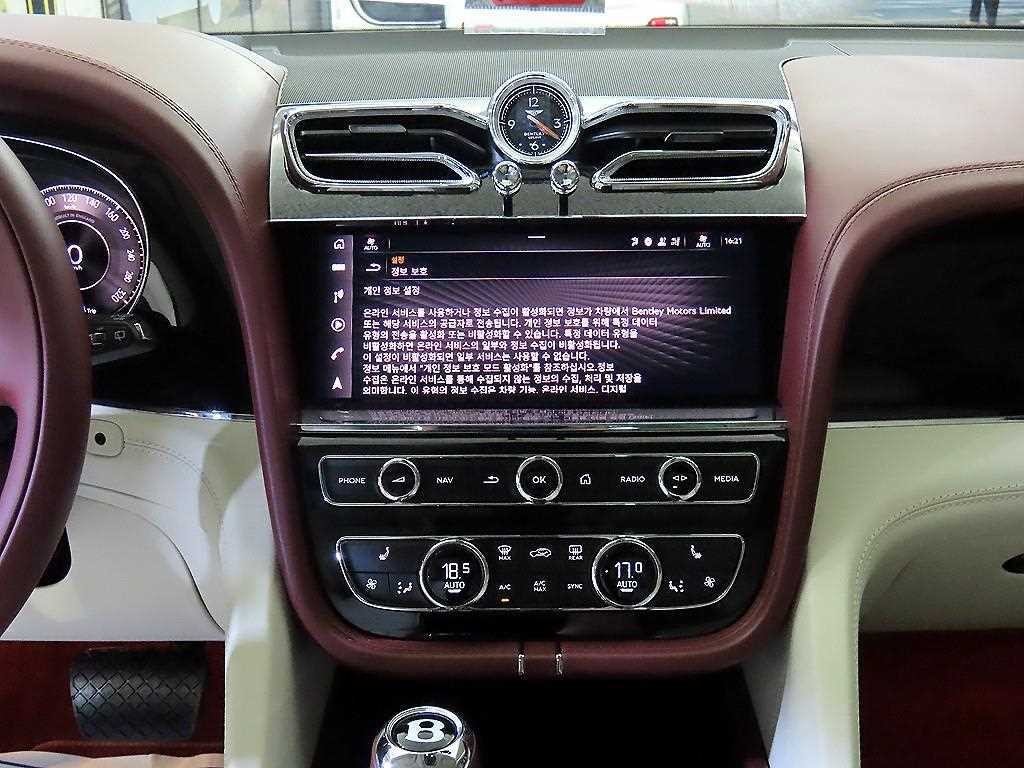 벤틀리 벤테이가 4.0 V8 이미지 11