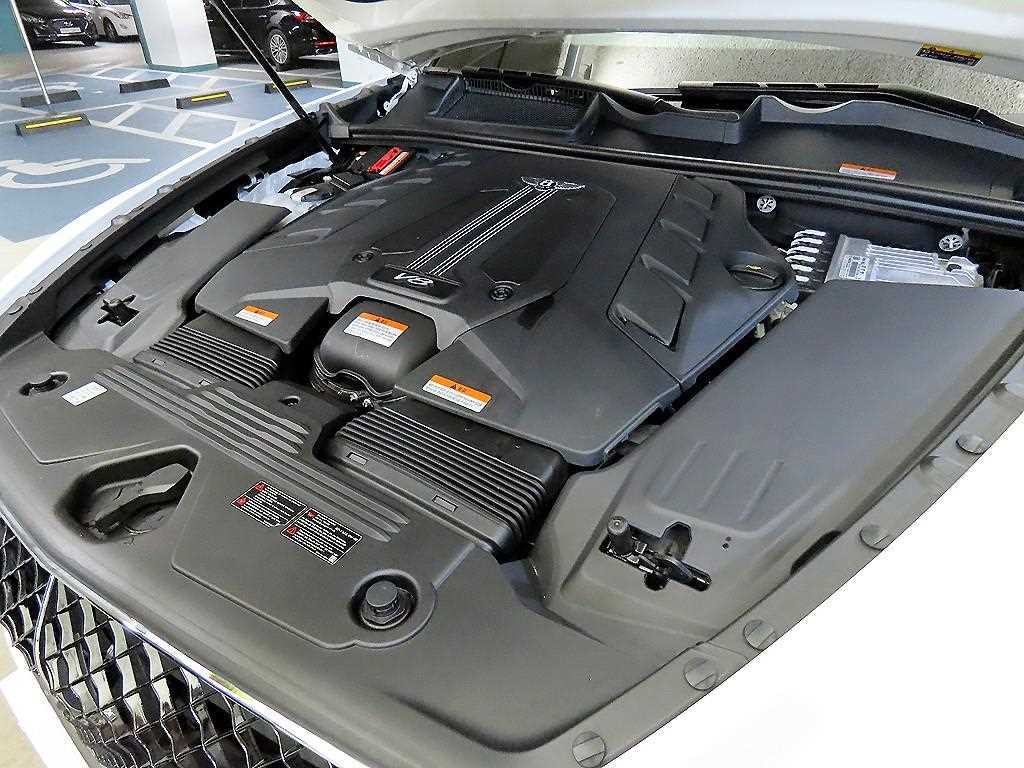 벤틀리 벤테이가 4.0 V8 이미지 19