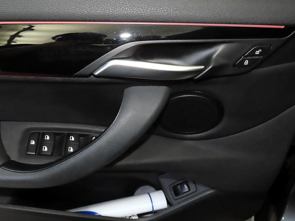 BMW X1 X1 (F48) xDrive 20i xLine 스페셜에디션 이미지 13