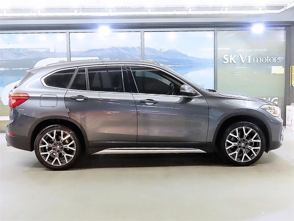 BMW X1 X1 (F48) xDrive 20i xLine 스페셜에디션 이미지 3