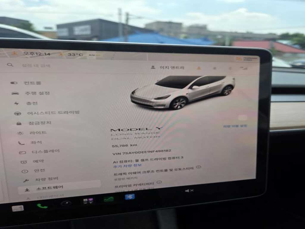 테슬라 모델 Y 롱 레인지 이미지 8