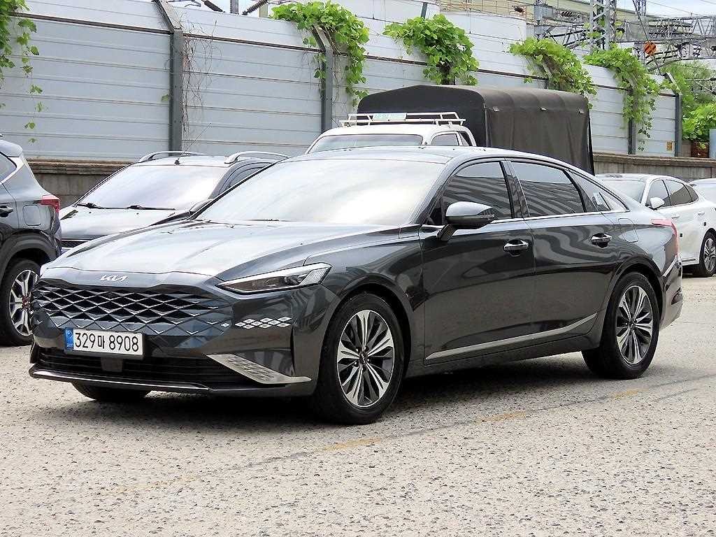 기아 K8 2.5 2WD 시그니처 이미지 2