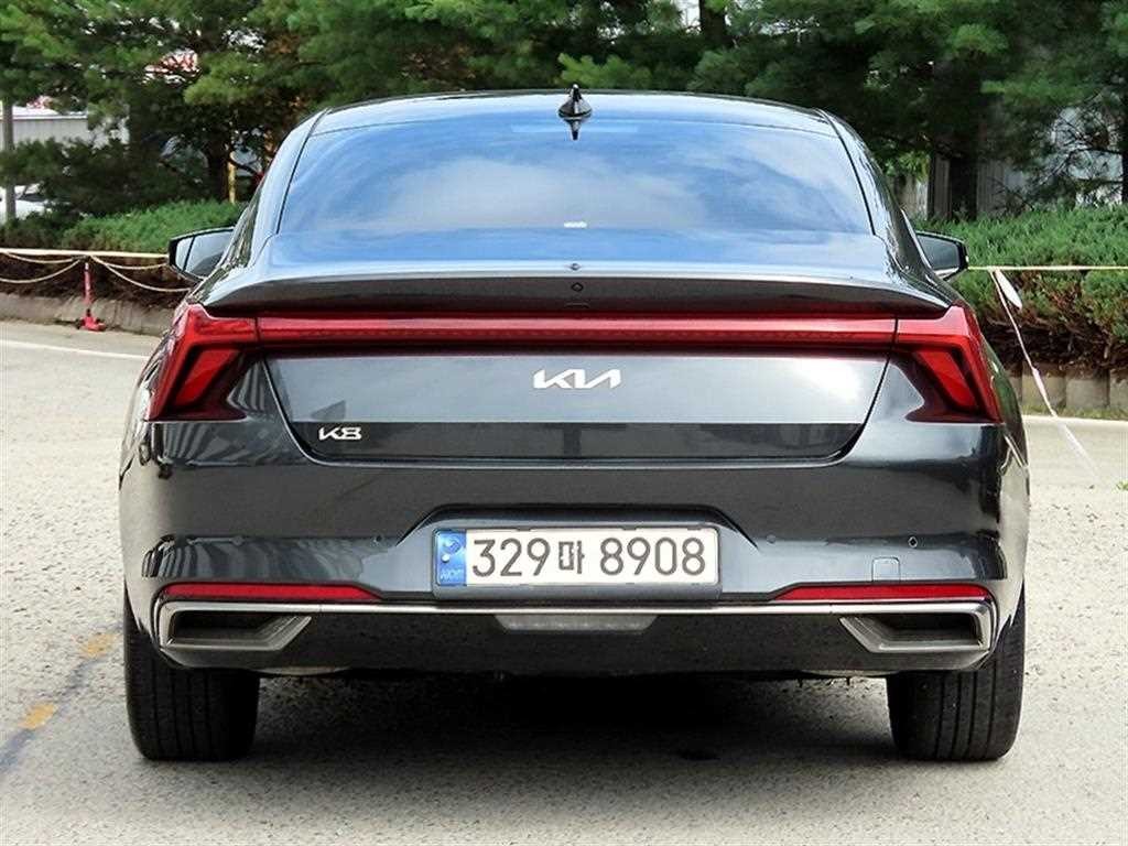 기아 K8 2.5 2WD 시그니처 이미지 4