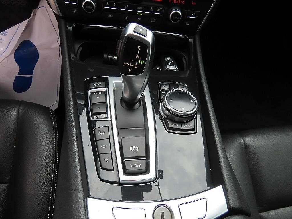 BMW 그란투리스모 5시리즈 GT (F07) GT 30d xDRIVE 이미지 11