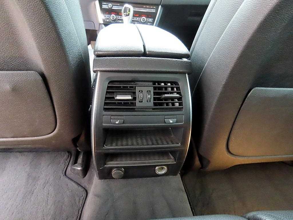 BMW 그란투리스모 5시리즈 GT (F07) GT 30d xDRIVE 이미지 16