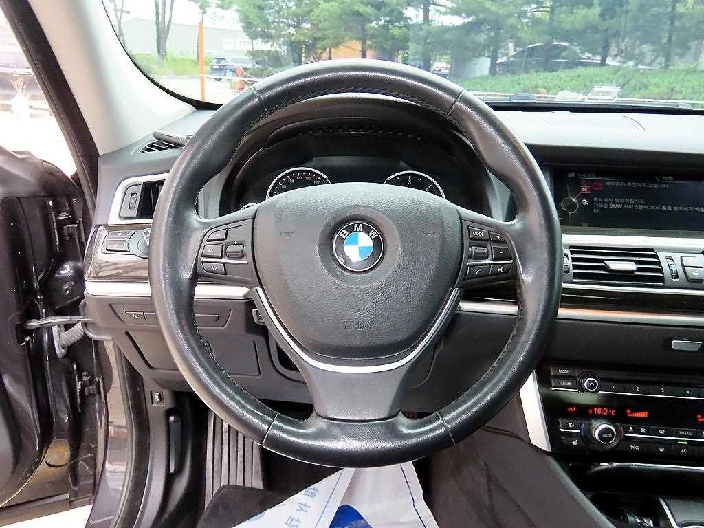 BMW 그란투리스모 5시리즈 GT (F07) GT 30d xDRIVE 이미지 8