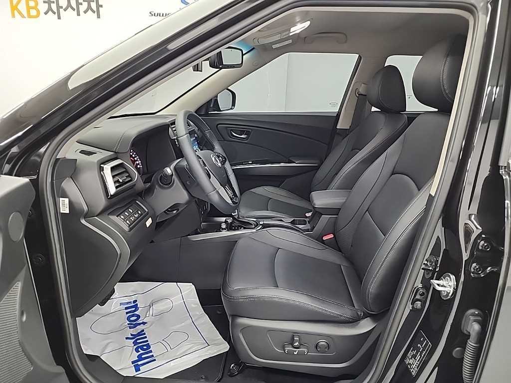 KG모빌리티(쌍용) 티볼리 더 뉴 티볼리 2WD 가솔린 1.6 V3 이미지 11
