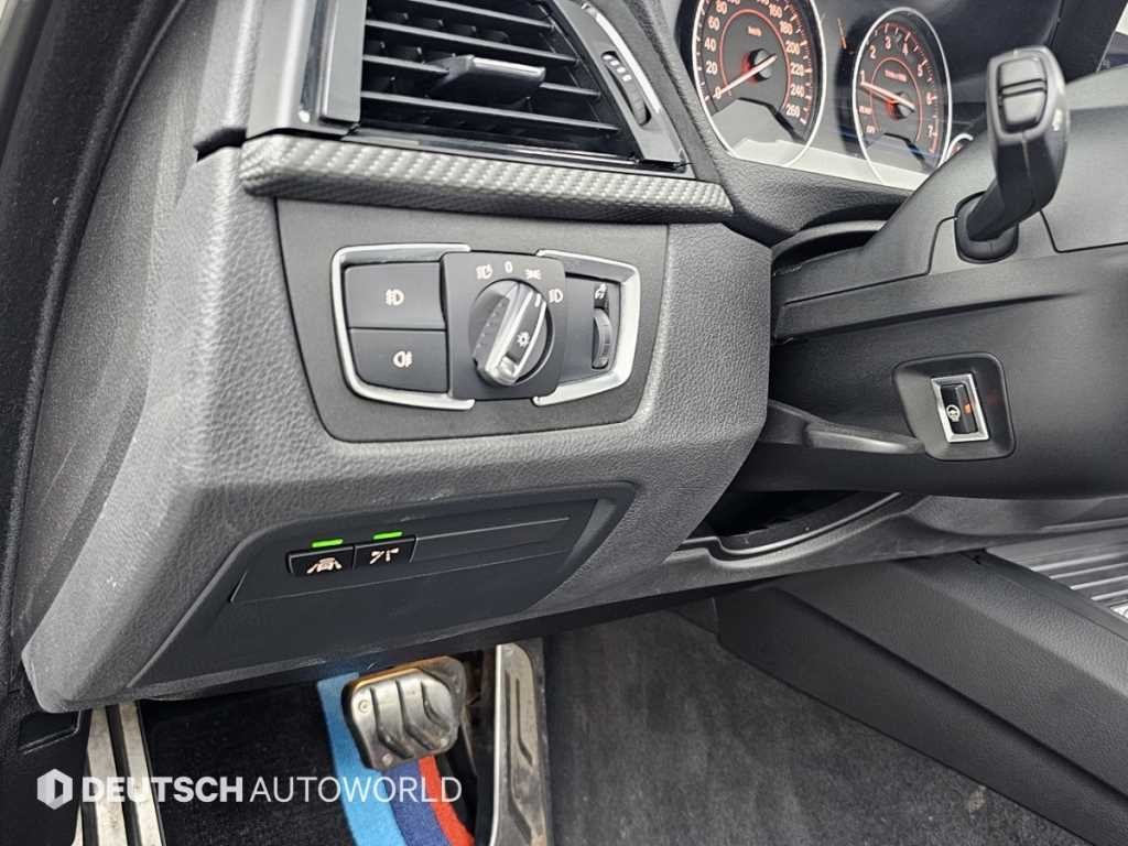 BMW 4시리즈 4시리즈 (F32) 428i 컨버터블 M 스포츠 이미지 16