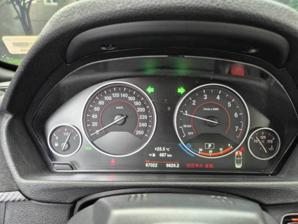 BMW 4시리즈 4시리즈 (F32) 428i 컨버터블 M 스포츠 이미지 3
