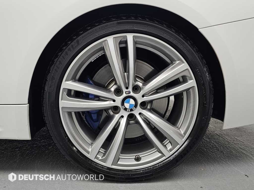 BMW 4시리즈 4시리즈 (F32) 428i 컨버터블 M 스포츠 이미지 5