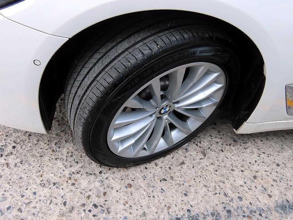 BMW 5시리즈 5시리즈 (G30) 530e 럭셔리 이미지 20