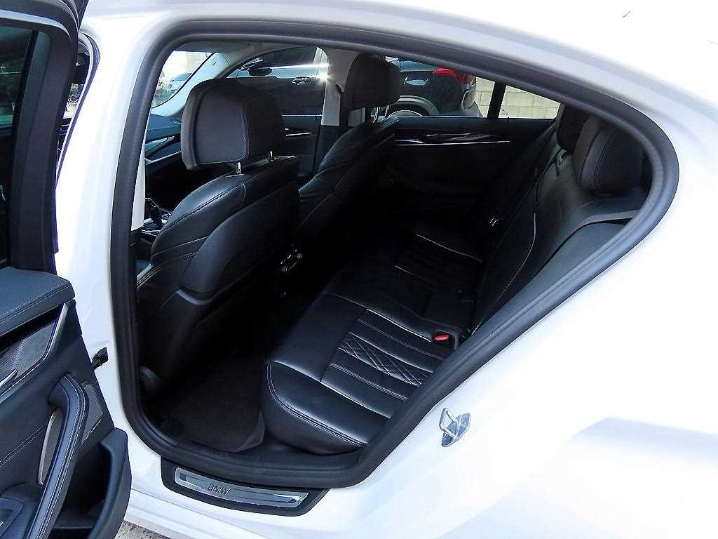 BMW 5시리즈 5시리즈 (G30) 530e 럭셔리 이미지 6