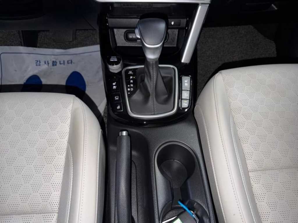 기아 셀토스 가솔린 1.6 터보 2WD 그래비티 이미지 11