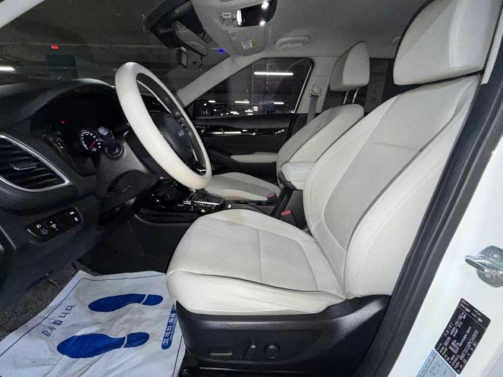 기아 셀토스 가솔린 1.6 터보 2WD 그래비티 이미지 6