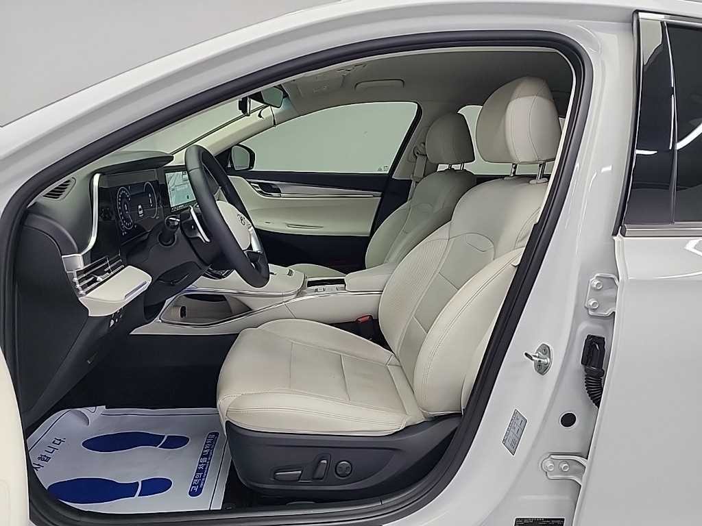 현대 그랜저 더 뉴 그랜저 IG 2.5 르블랑 이미지 11