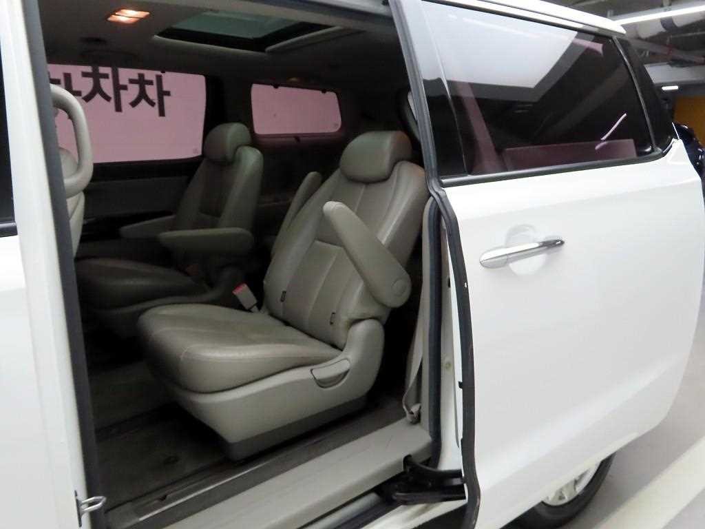 기아 카니발 올 뉴 카니발 디젤 9인승 노블레스 이미지 13