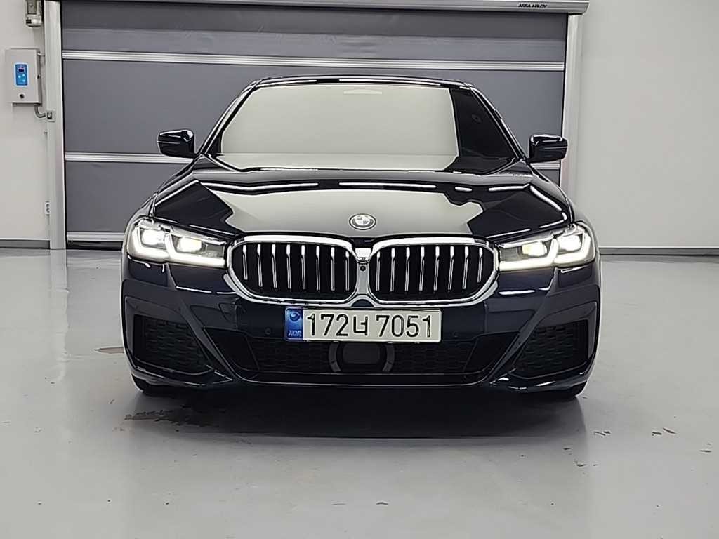 BMW 5시리즈 5시리즈 (G30) 530i xDrive M 스포츠 이미지 2
