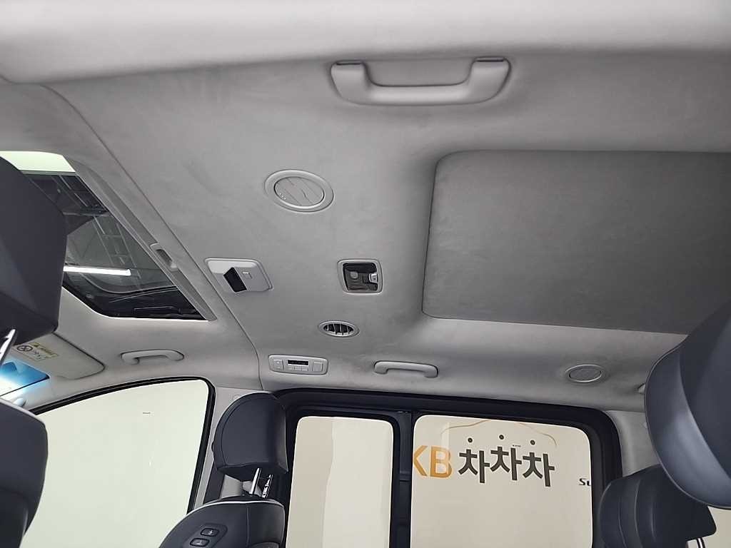 현대 스타리아 4WD 디젤 라운지 인스퍼레이션 7인승 이미지 16
