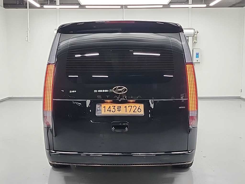 현대 스타리아 4WD 디젤 라운지 인스퍼레이션 7인승 이미지 3
