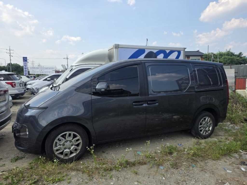 현대 스타리아 2WD 디젤 카고 모던 5인승 이미지 3