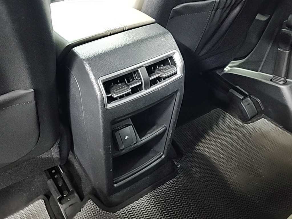KG모빌리티(쌍용) 토레스 1.5 GDI-T 4WD T7 이미지 13