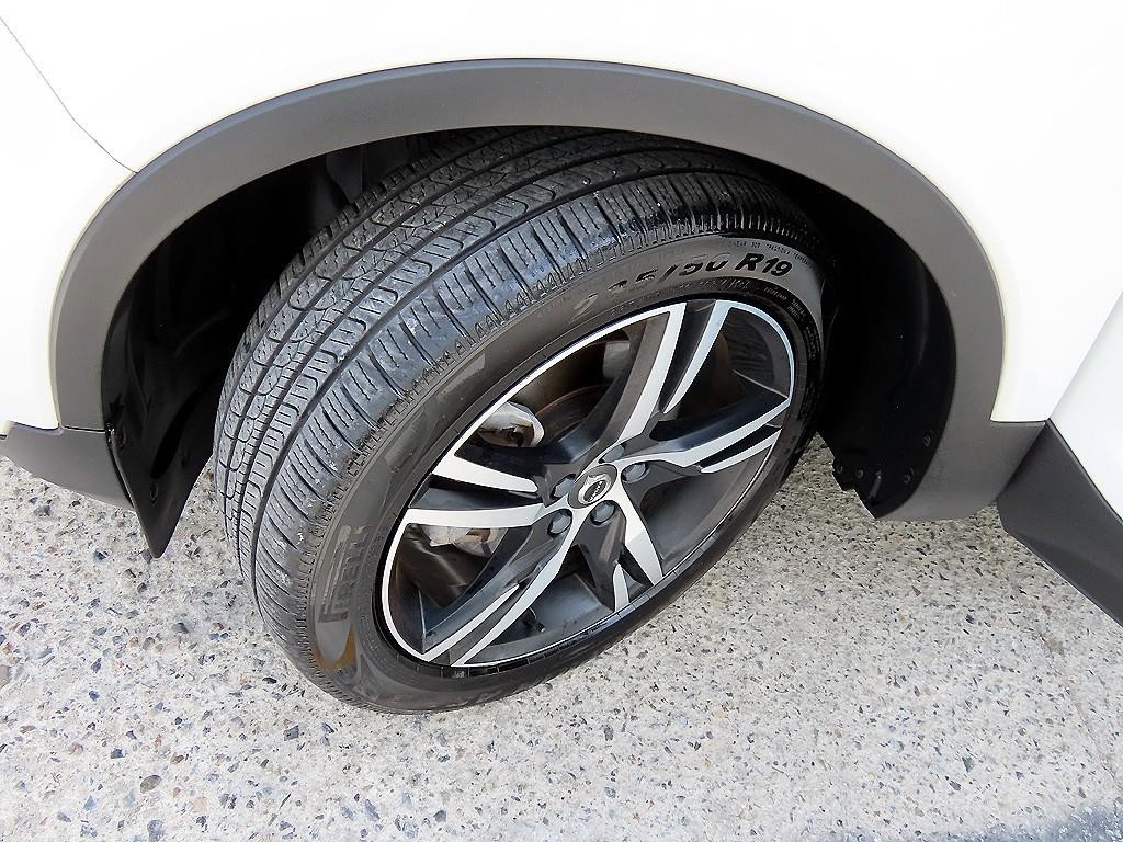 볼보 XC40 B4 AWD R-디자인 이미지 20