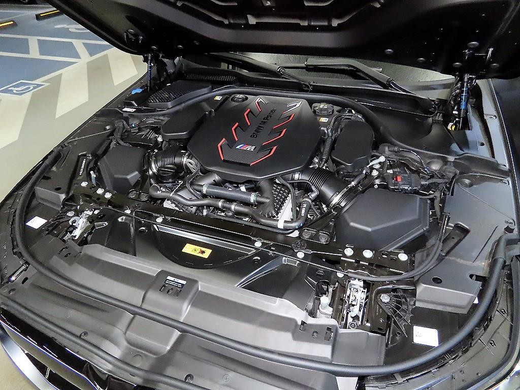 BMW 5시리즈 M5 7세대 4.4 투어링 이미지 19