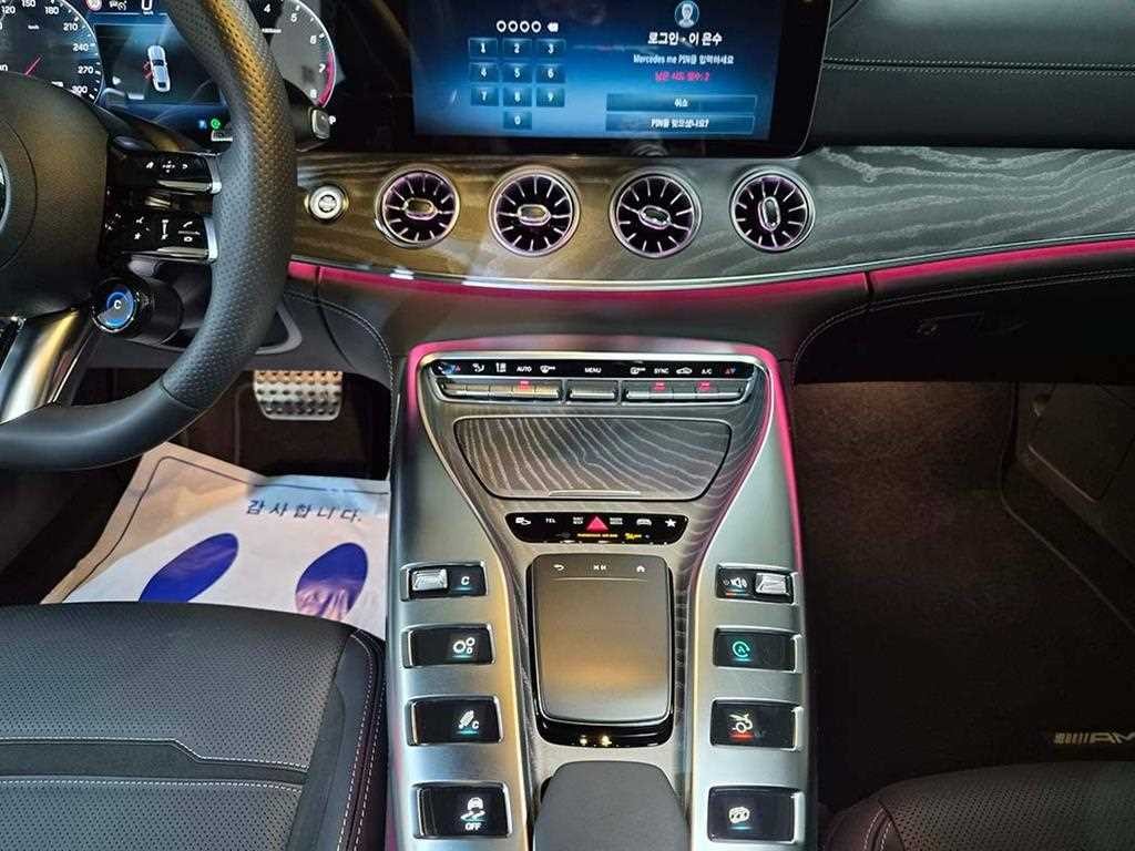 벤츠 AMG GT 4도어 43 4MATIC+ 이미지 18