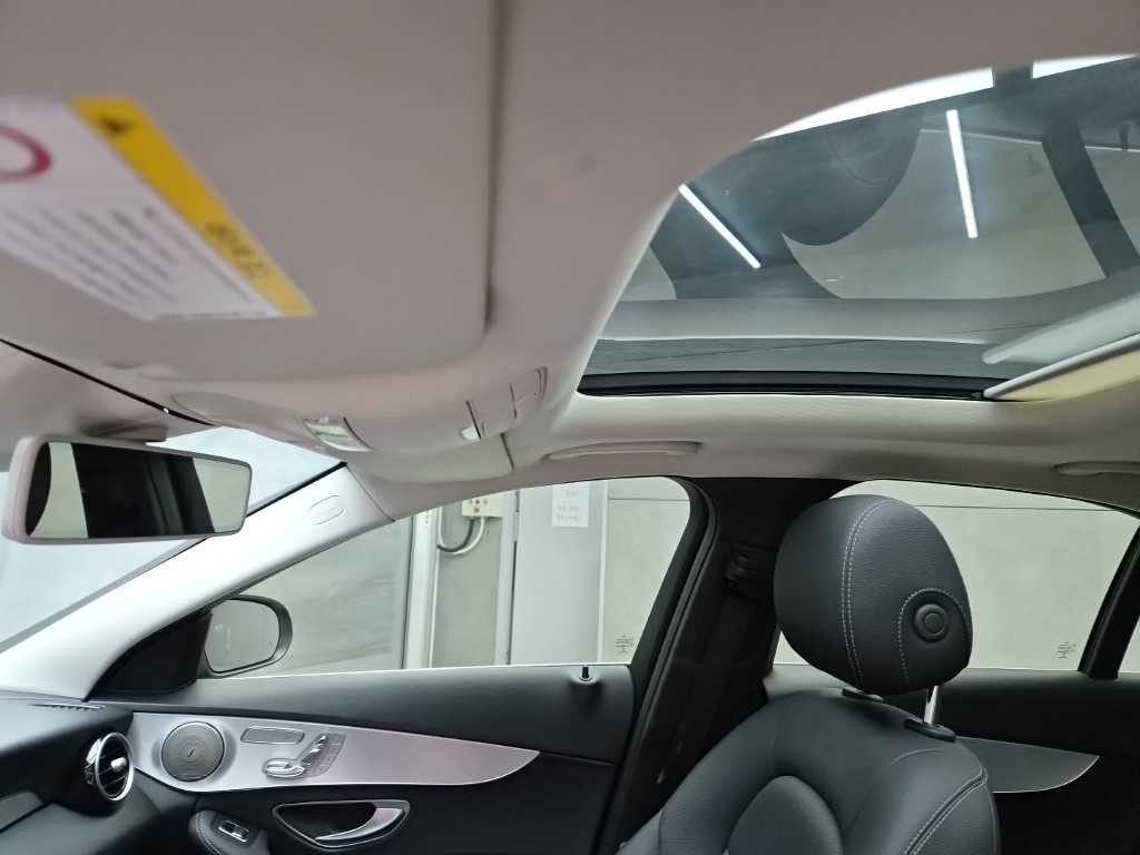 벤츠 C 클래스 C클래스 W205 C200 아방가르드 이미지 15