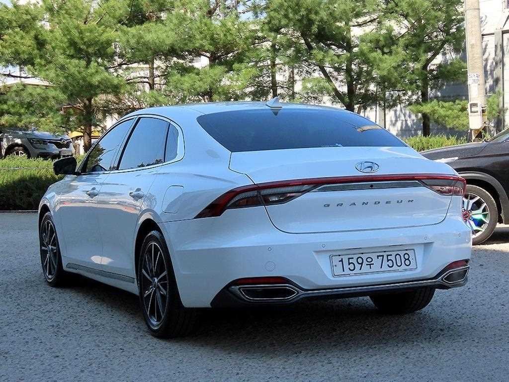 현대 그랜저 더 뉴 그랜저 IG 2.5 르블랑 이미지 3