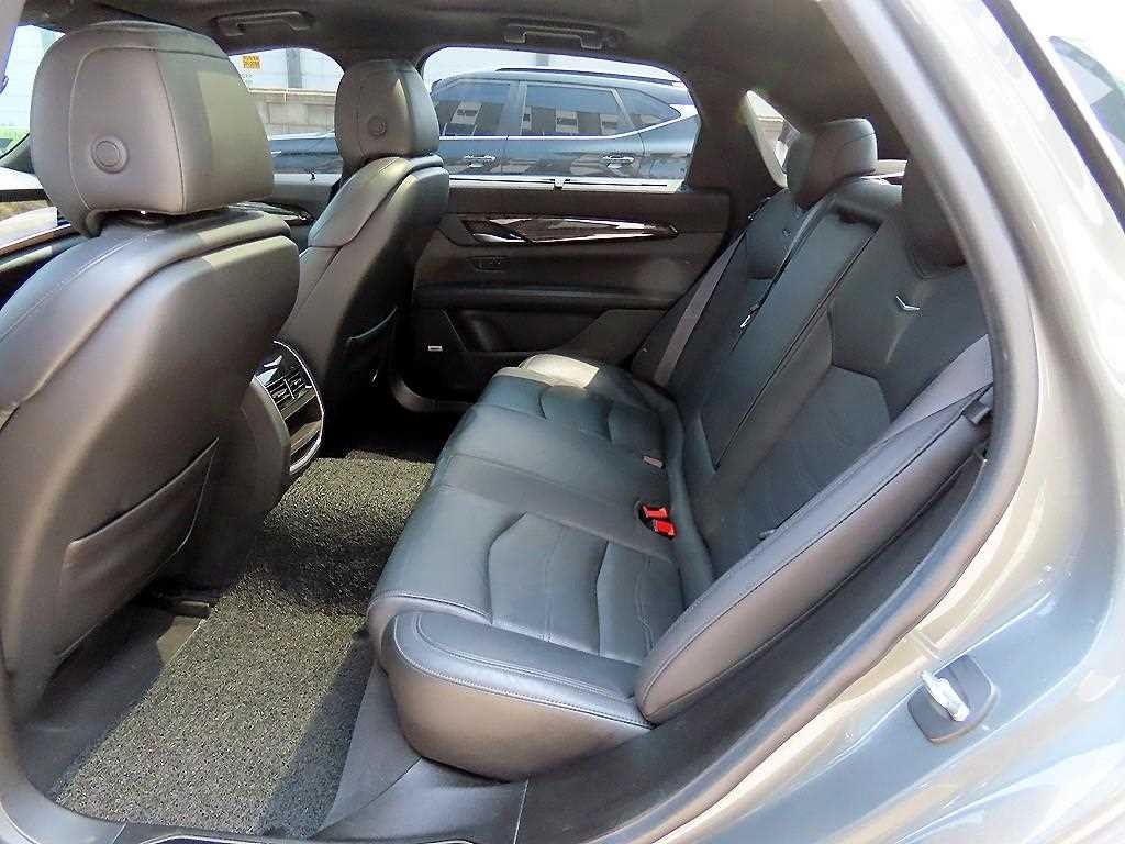 캐딜락 CT6 3.6 프리미엄 AWD 이미지 6