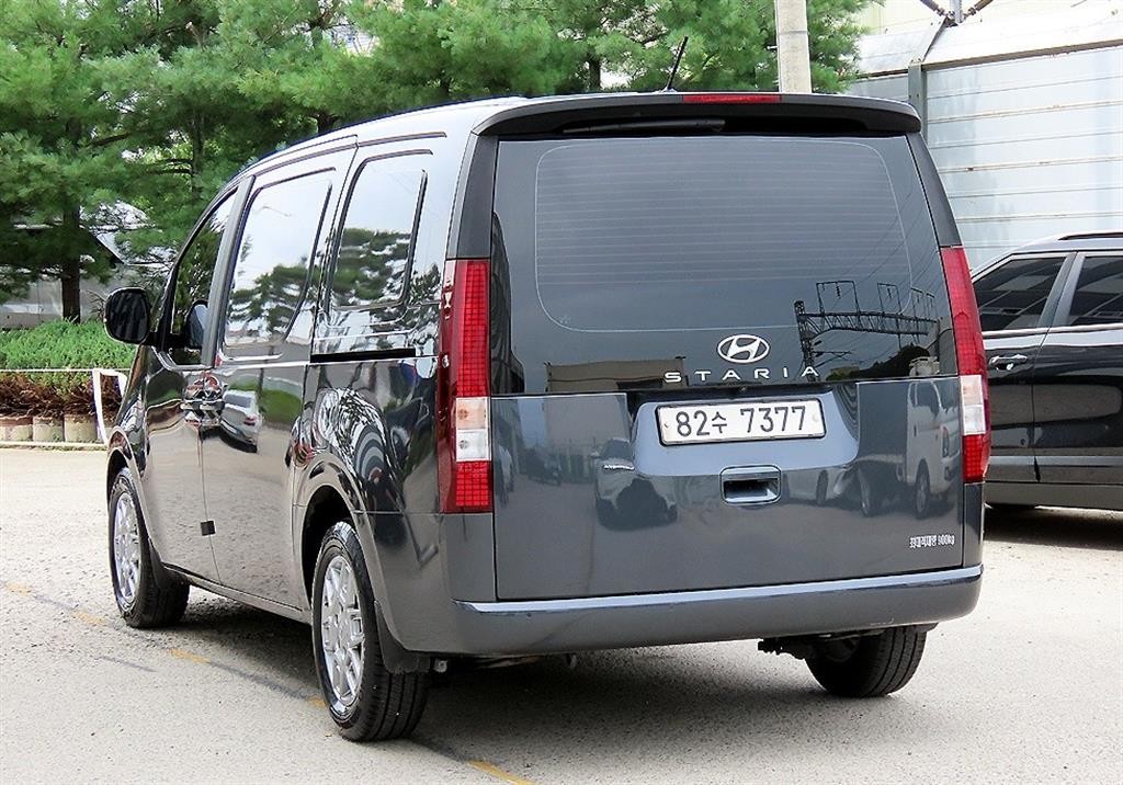 현대 스타리아 2WD 디젤 카고 모던 3인승 이미지 3