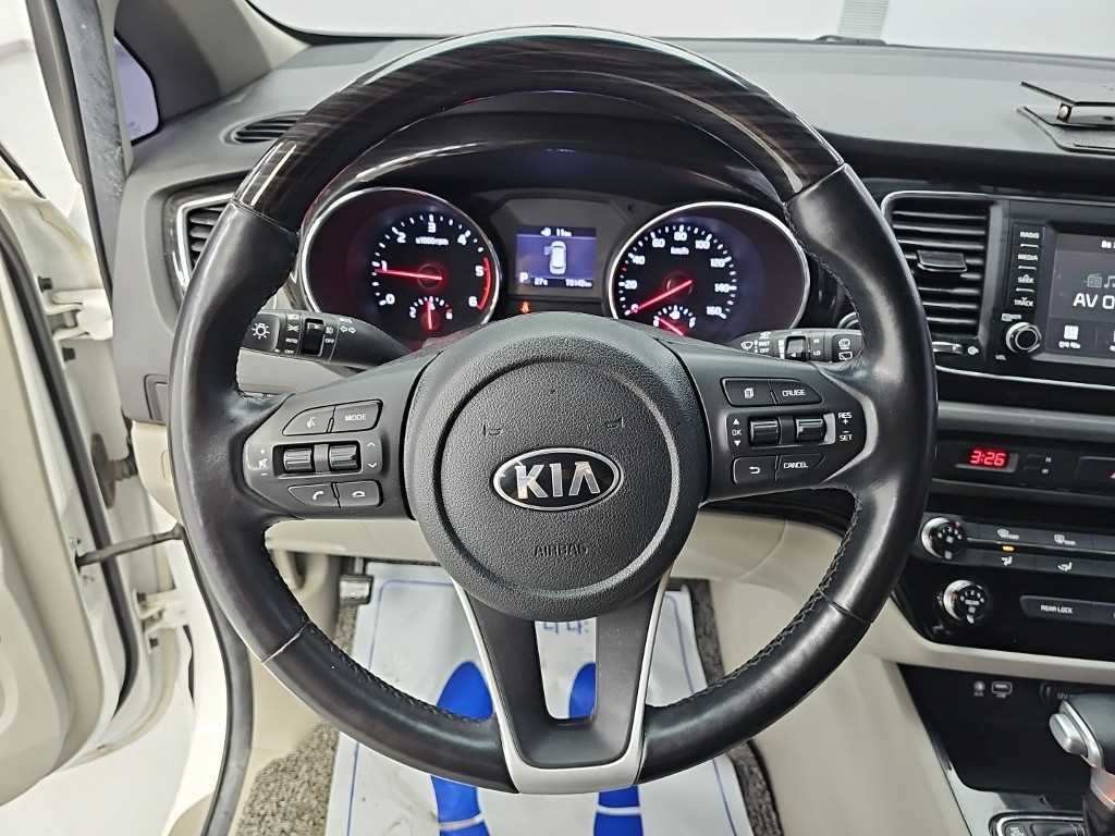 기아 카니발 더 뉴 카니발 디젤 11인승 프레스티지 이미지 9
