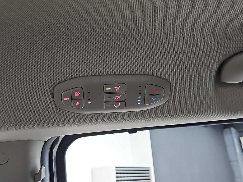 기아 카니발 더 뉴 카니발 디젤 11인승 프레스티지 이미지 14