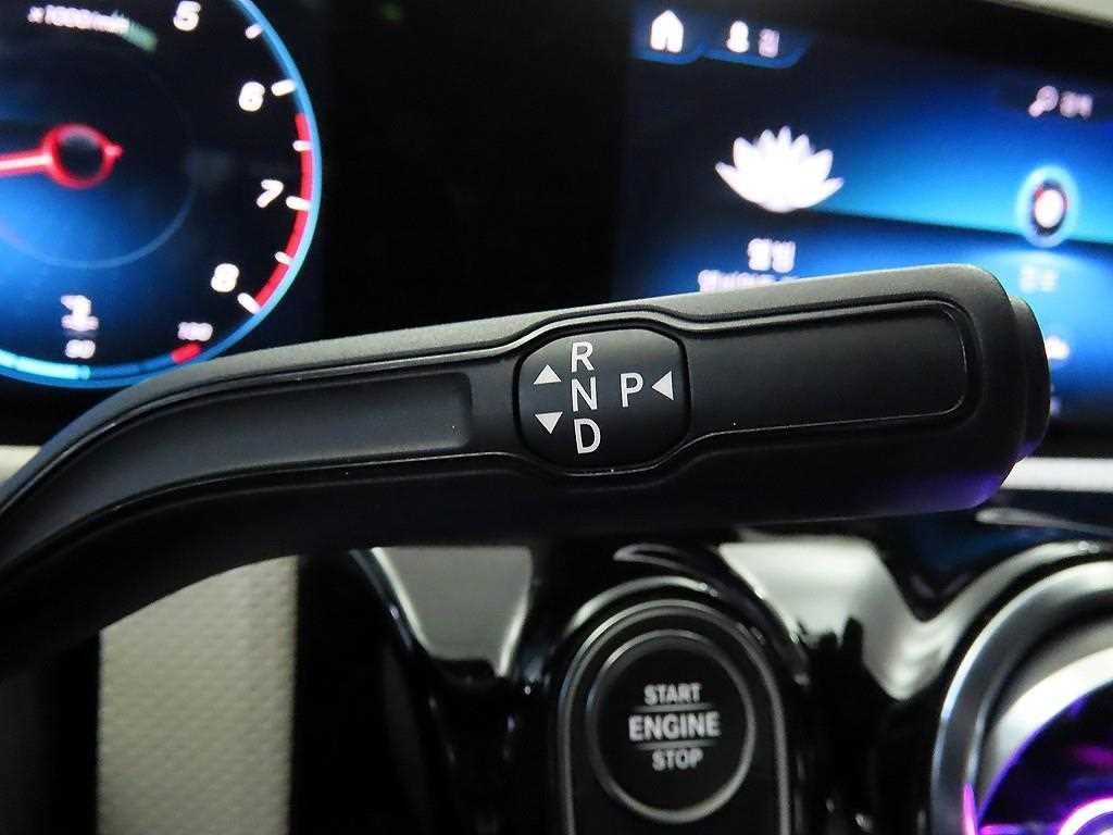 벤츠 A 클래스 A클래스 W177 A220 세단 이미지 12