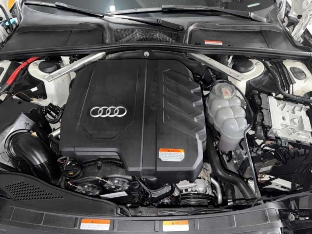 아우디 A4 A4 (B9) 45 TFSI 콰트로 프리미엄 이미지 19