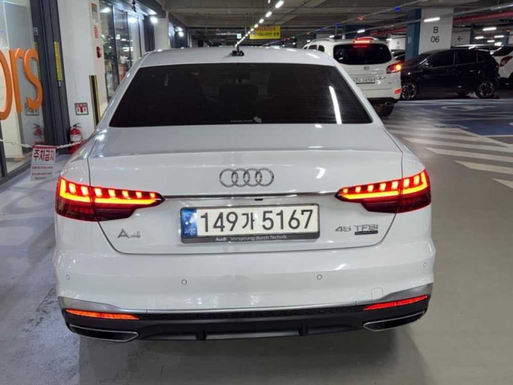 아우디 A4 A4 (B9) 45 TFSI 콰트로 프리미엄 이미지 5