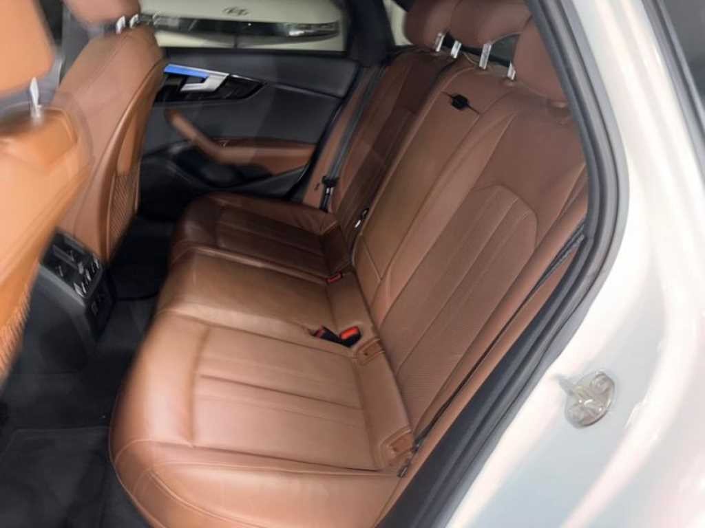 아우디 A4 A4 (B9) 45 TFSI 콰트로 프리미엄 이미지 7