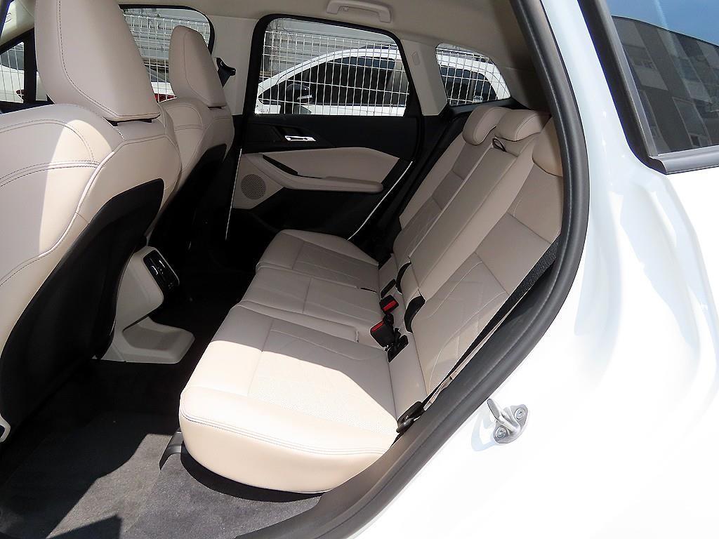 BMW 2시리즈 2시리즈 액티브 투어러 (U06) 218d 어드밴티지 이미지 6