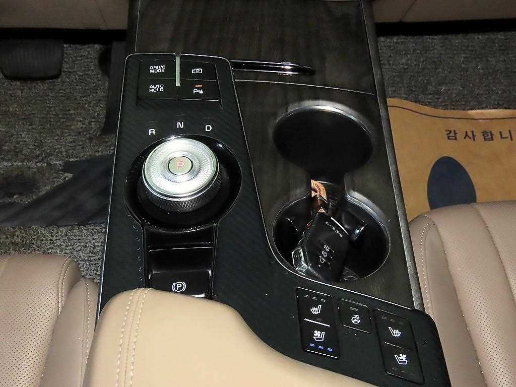 기아 K8 2.5 2WD 노블레스 이미지 11