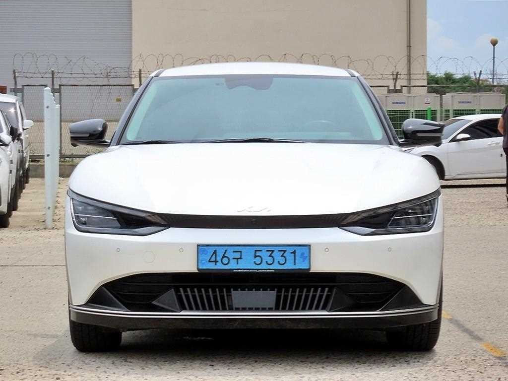 기아 EV6 롱레인지 어스 이미지 2