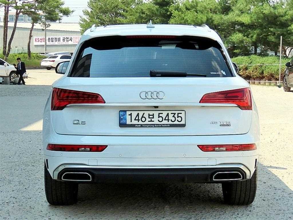 아우디 Q5 Q5 (FY) 45 TFSI 콰트로 프리미엄 이미지 4