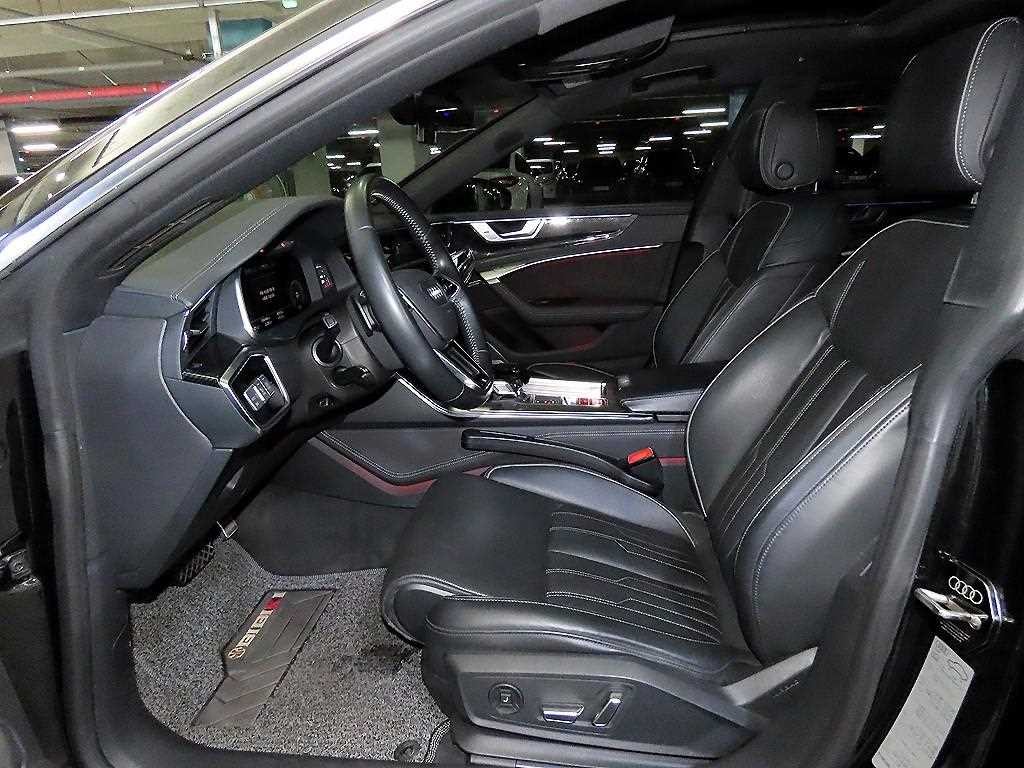 아우디 A7 A7 (4K) 55 TFSI 콰트로 프리미엄 이미지 6