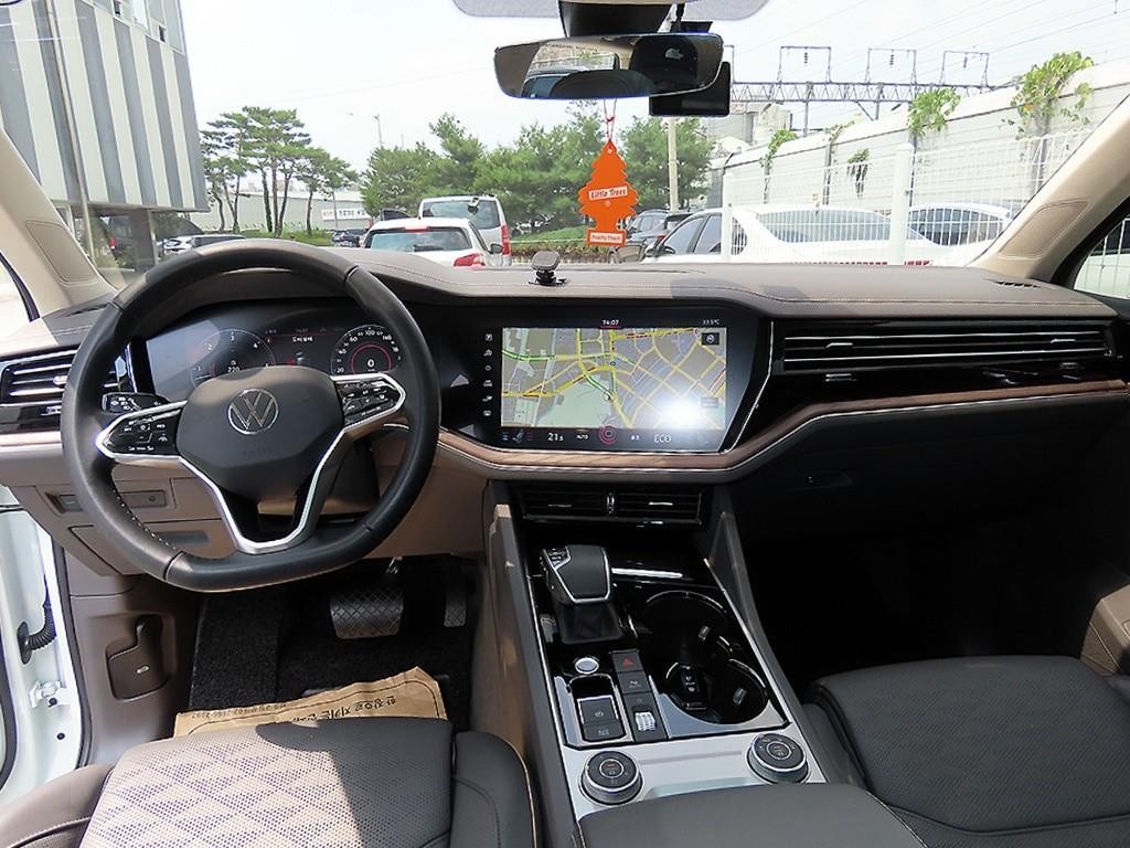 폭스바겐 투아렉 투아렉 3세대 3.0 TDI 프레스티지 이미지 7