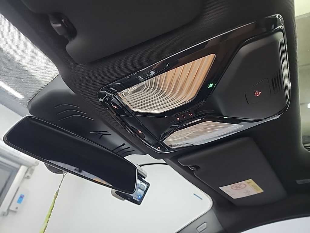 BMW i4 eDrive 40 M 스포츠 프로 이미지 17