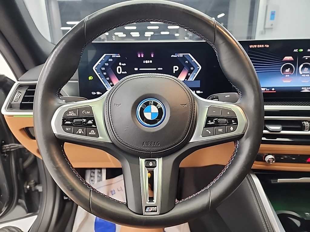 BMW i4 eDrive 40 M 스포츠 프로 이미지 9